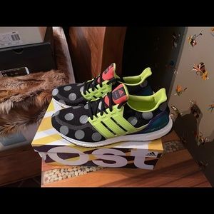 Adidas ultra boost black neon pattern multi color 10 1/2 , brand nwt and box